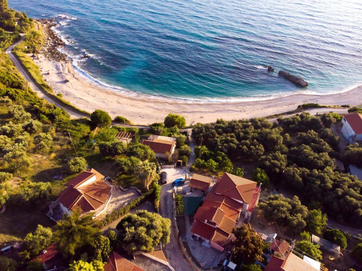 The Happiness Of Vangelis Paralia Vrachou Exterior foto