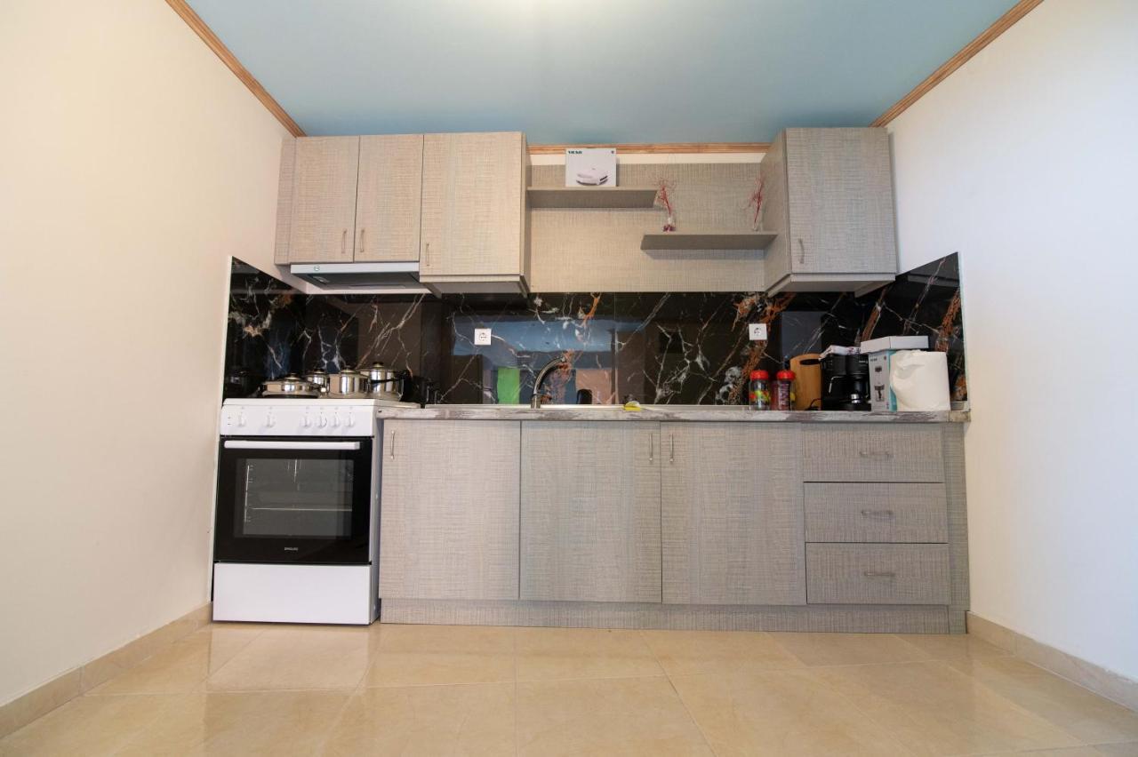 The Happiness Of Vangelis Paralia Vrachou Exterior foto