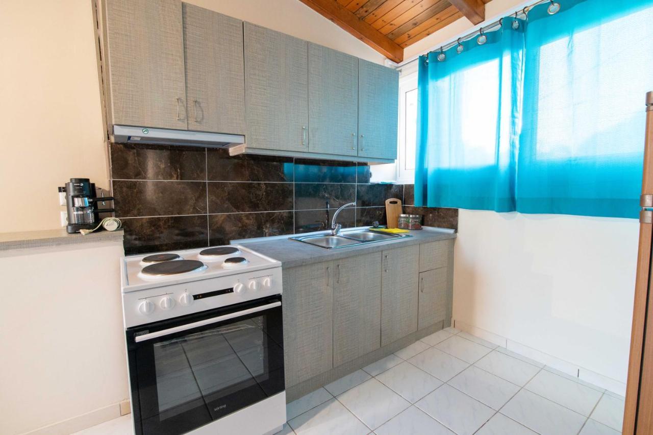 The Happiness Of Vangelis Paralia Vrachou Exterior foto
