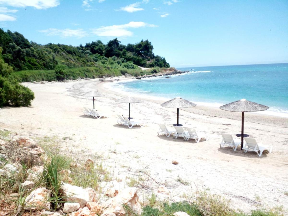 The Happiness Of Vangelis Paralia Vrachou Exterior foto